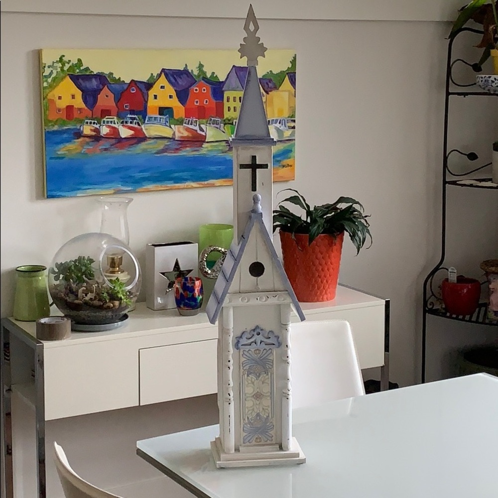 Beautiful decorative church birdhouse